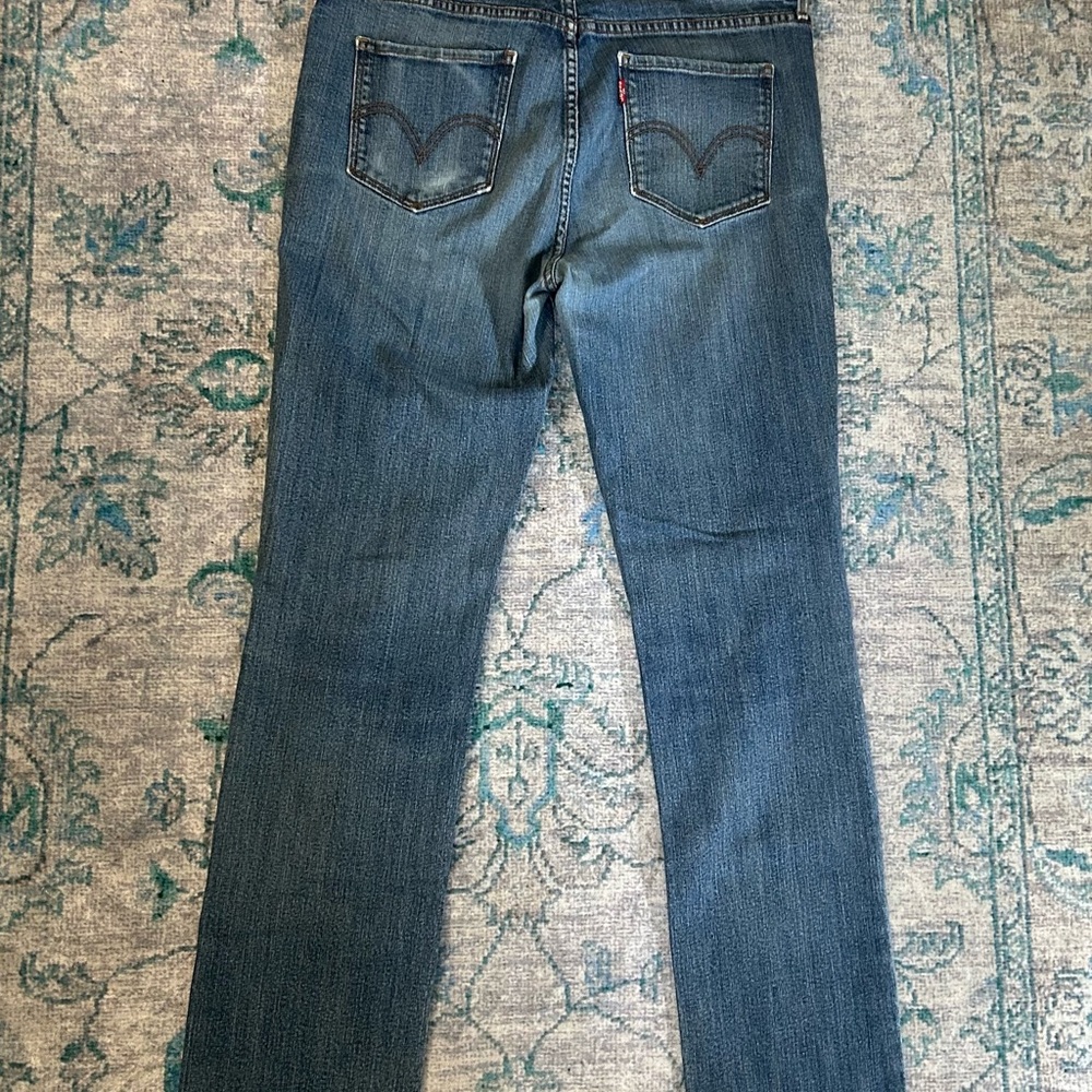 Levi's Women's Jeans - Picture 5 of 8